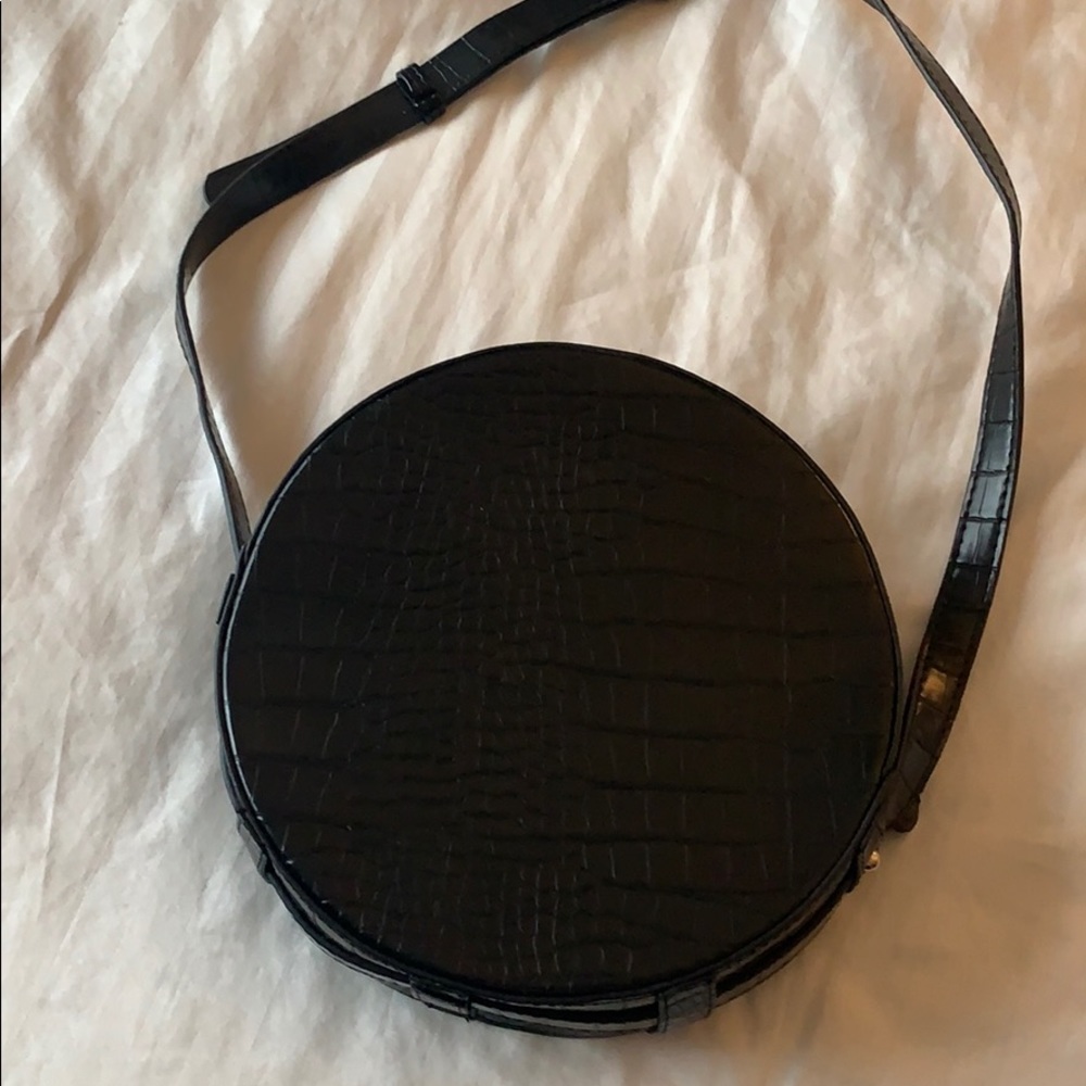 Circle purse